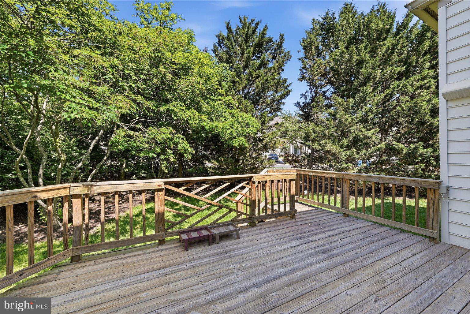 SOUTH RIDING - Residential