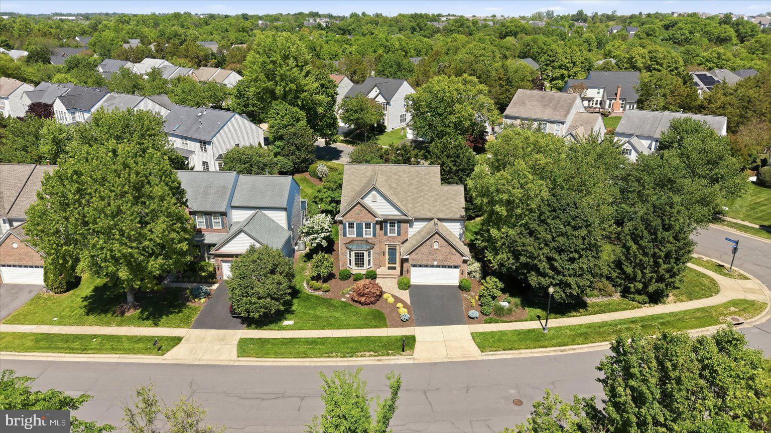 SOUTH RIDING - Residential