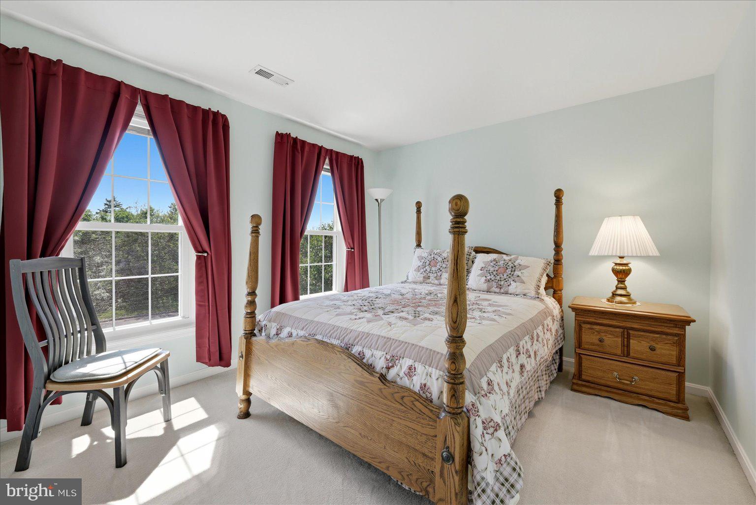 SOUTH RIDING - Residential