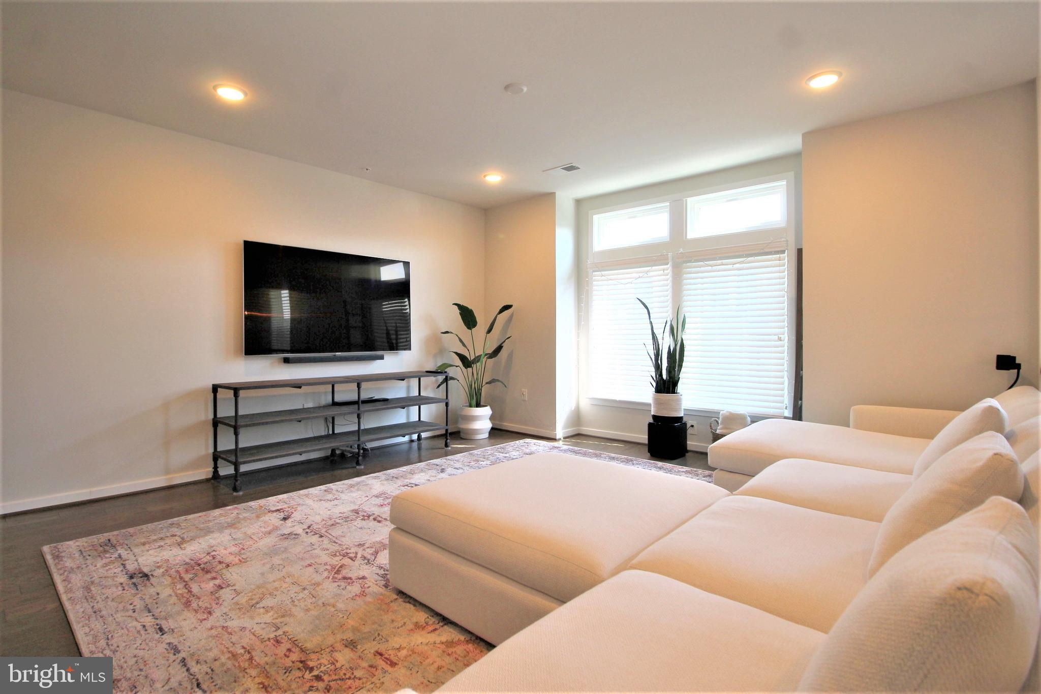 10731 VIOGNIER TERRACE