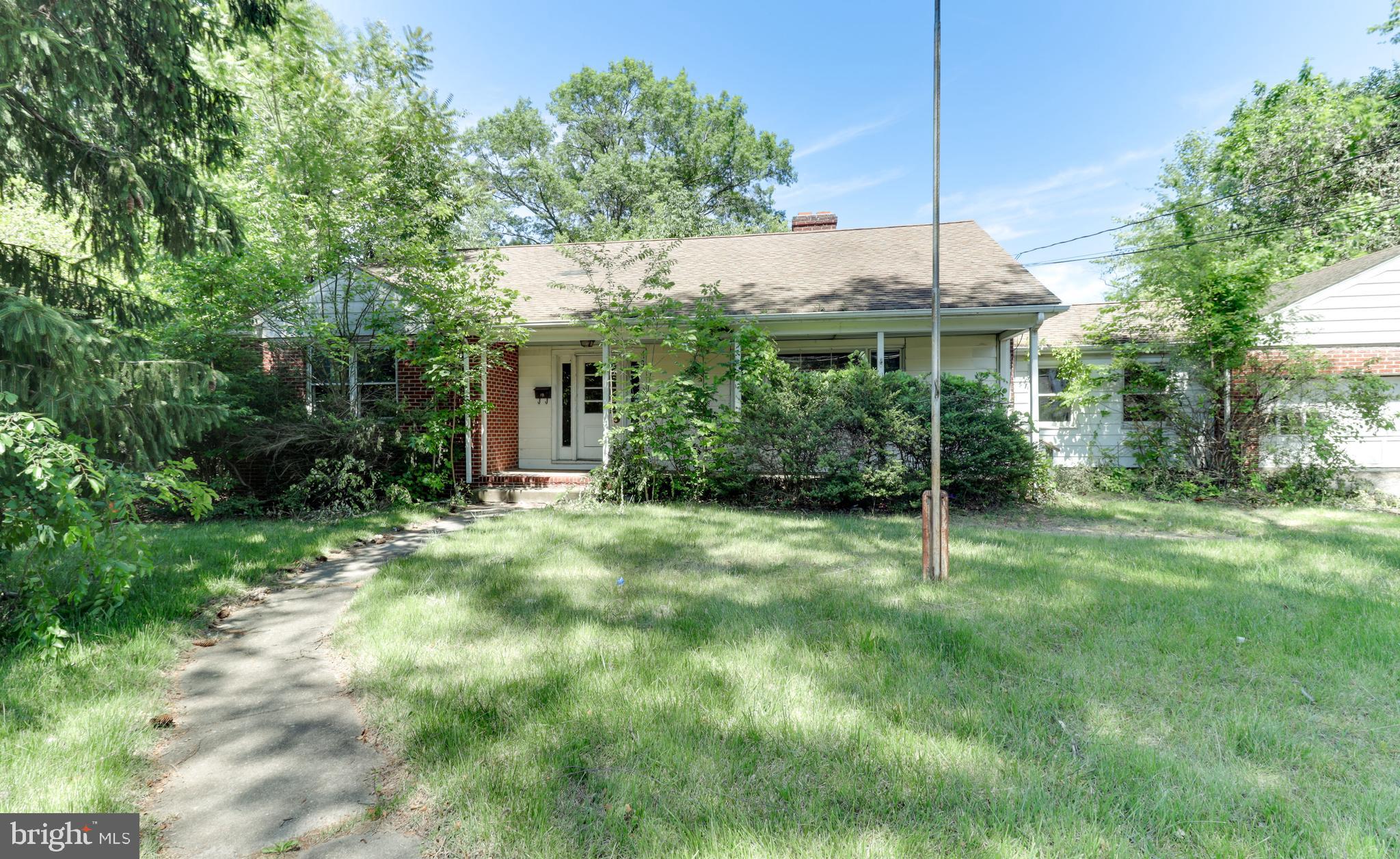 444 E BARBER AVENUE