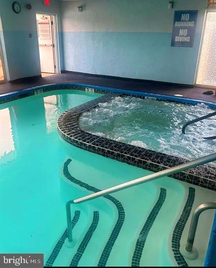 FOUNTAIN POINTE - Residential