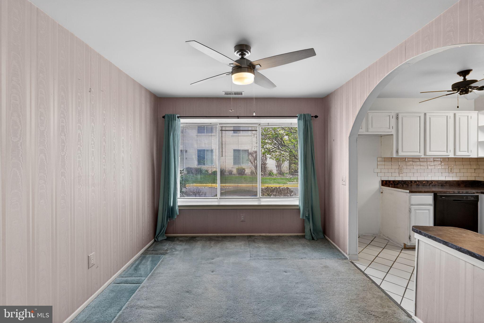 FOUNTAIN POINTE - Residential