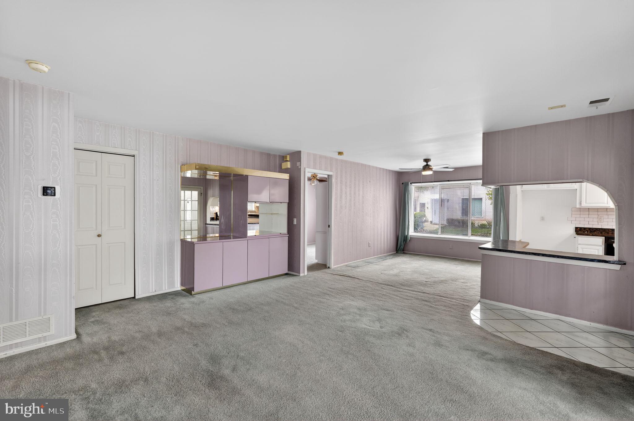 FOUNTAIN POINTE - Residential