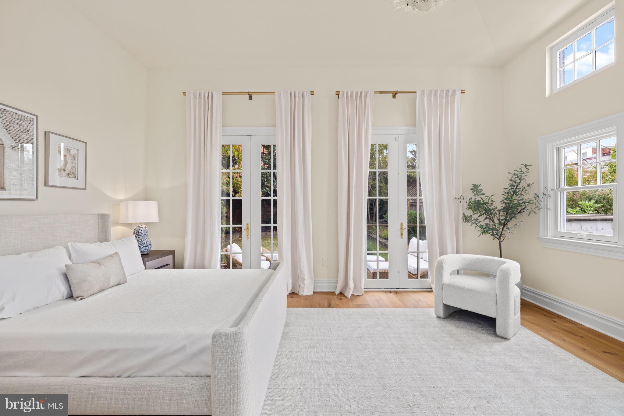 GEORGETOWN - Residential