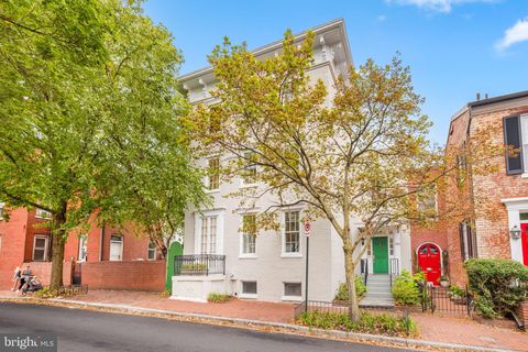 1234 33RD STREET NW WASHINGTON DC 20007