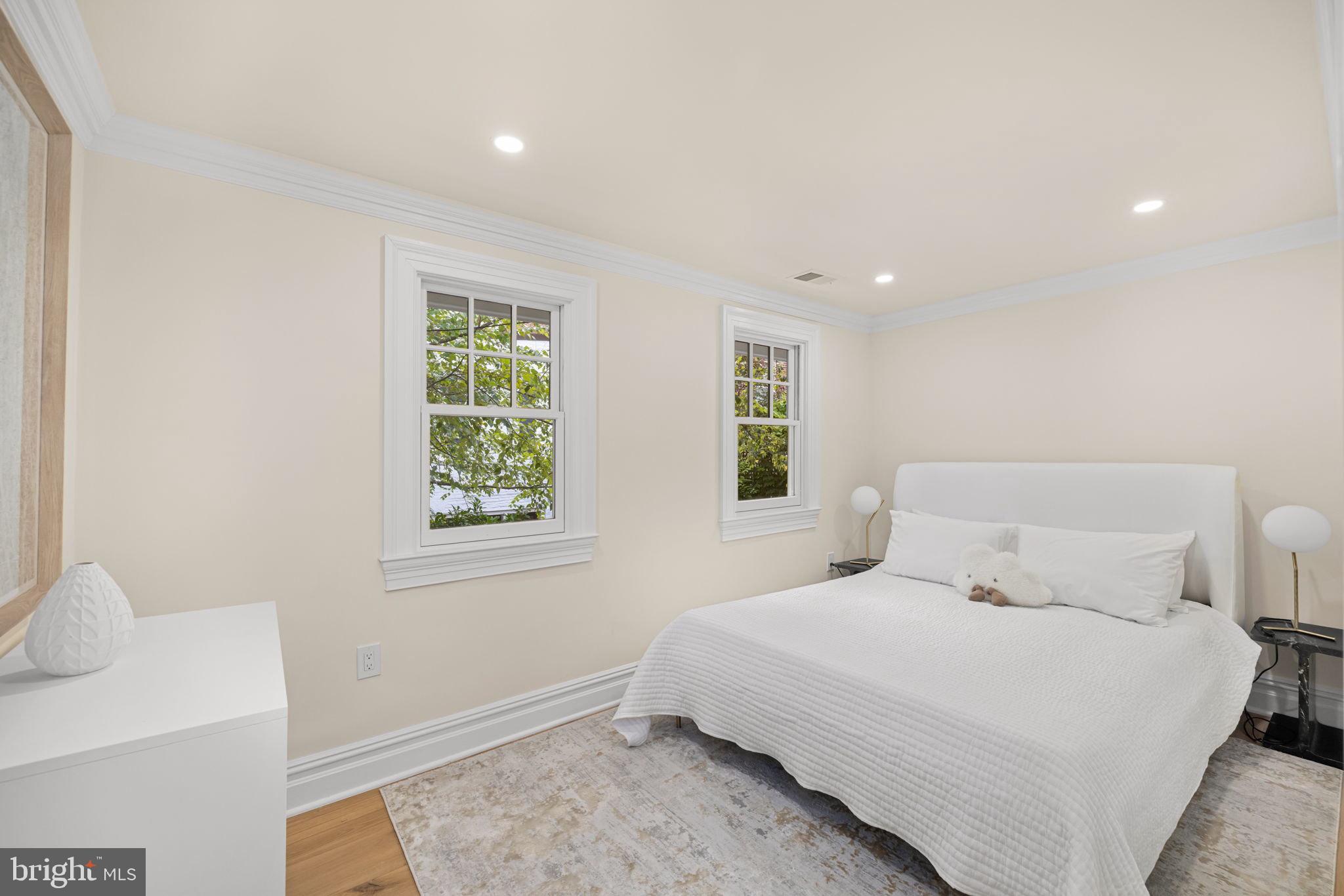 GEORGETOWN - Residential