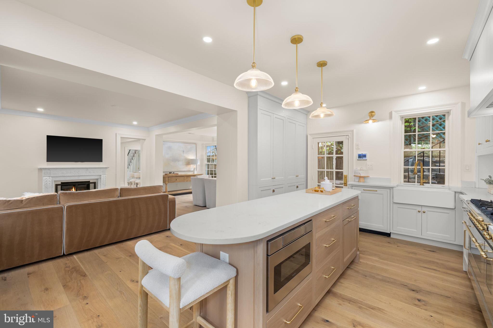 GEORGETOWN - Residential