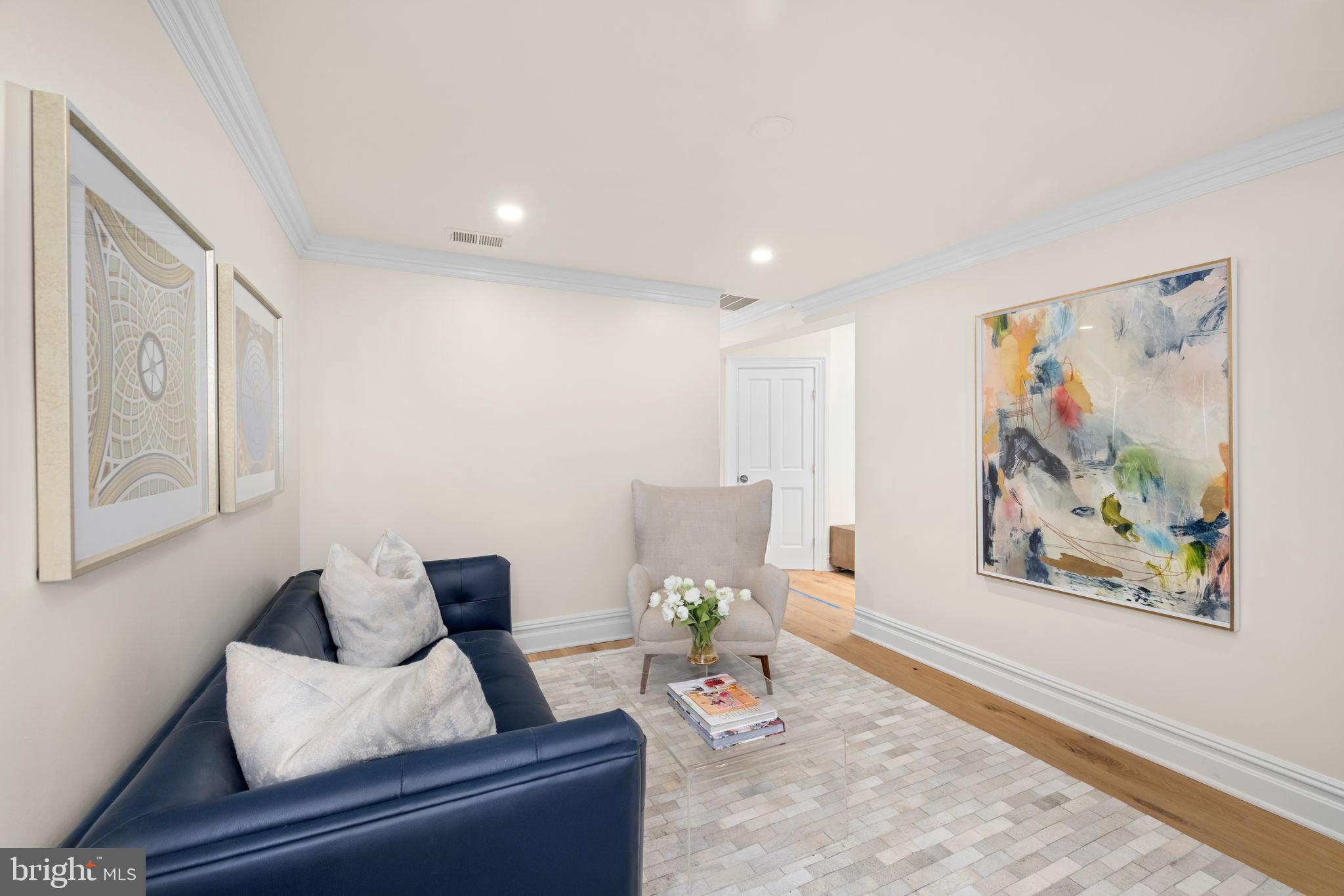 GEORGETOWN - Residential