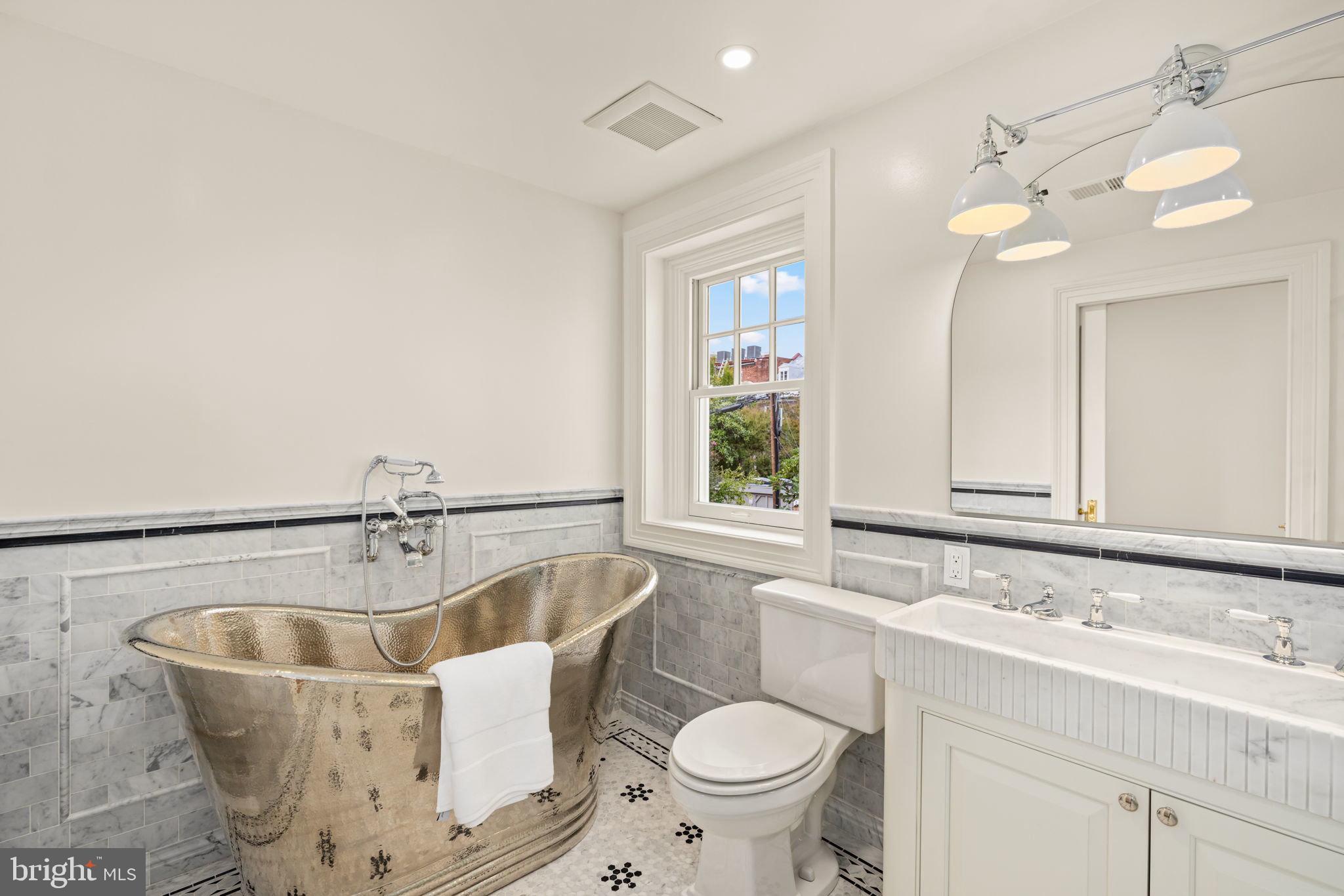 GEORGETOWN - Residential