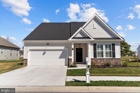 24 SKIPPING STONE LANE DOVER DE 19904