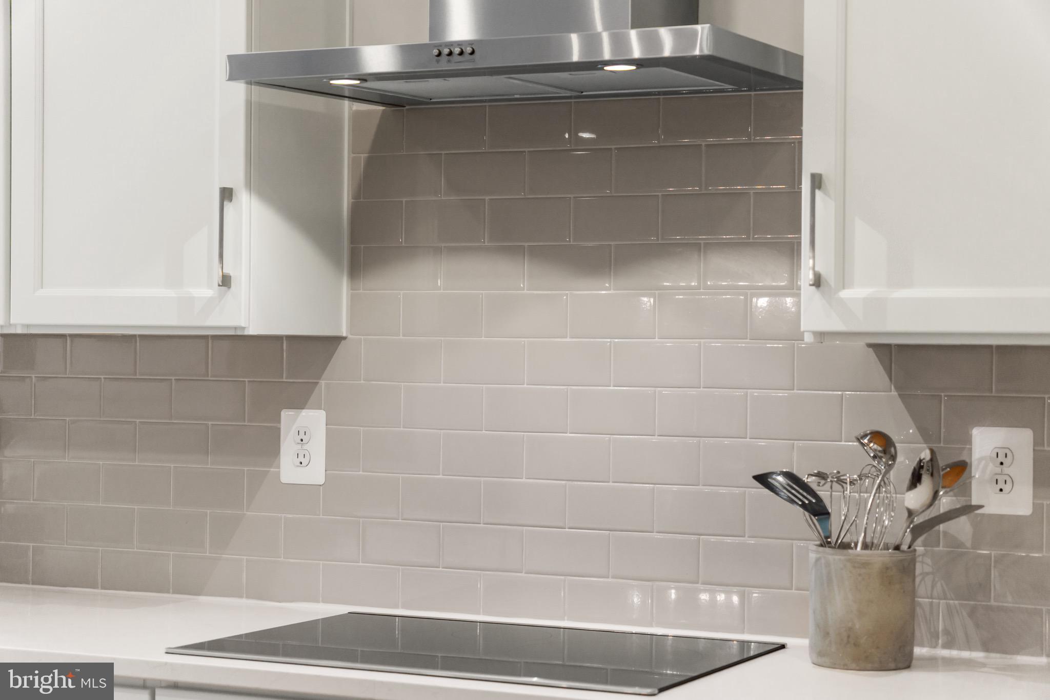 24 SKIPPING STONE LANE