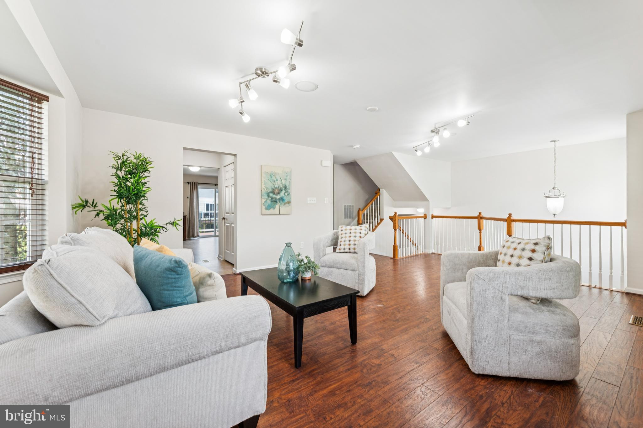 1517 JASON DRIVE
