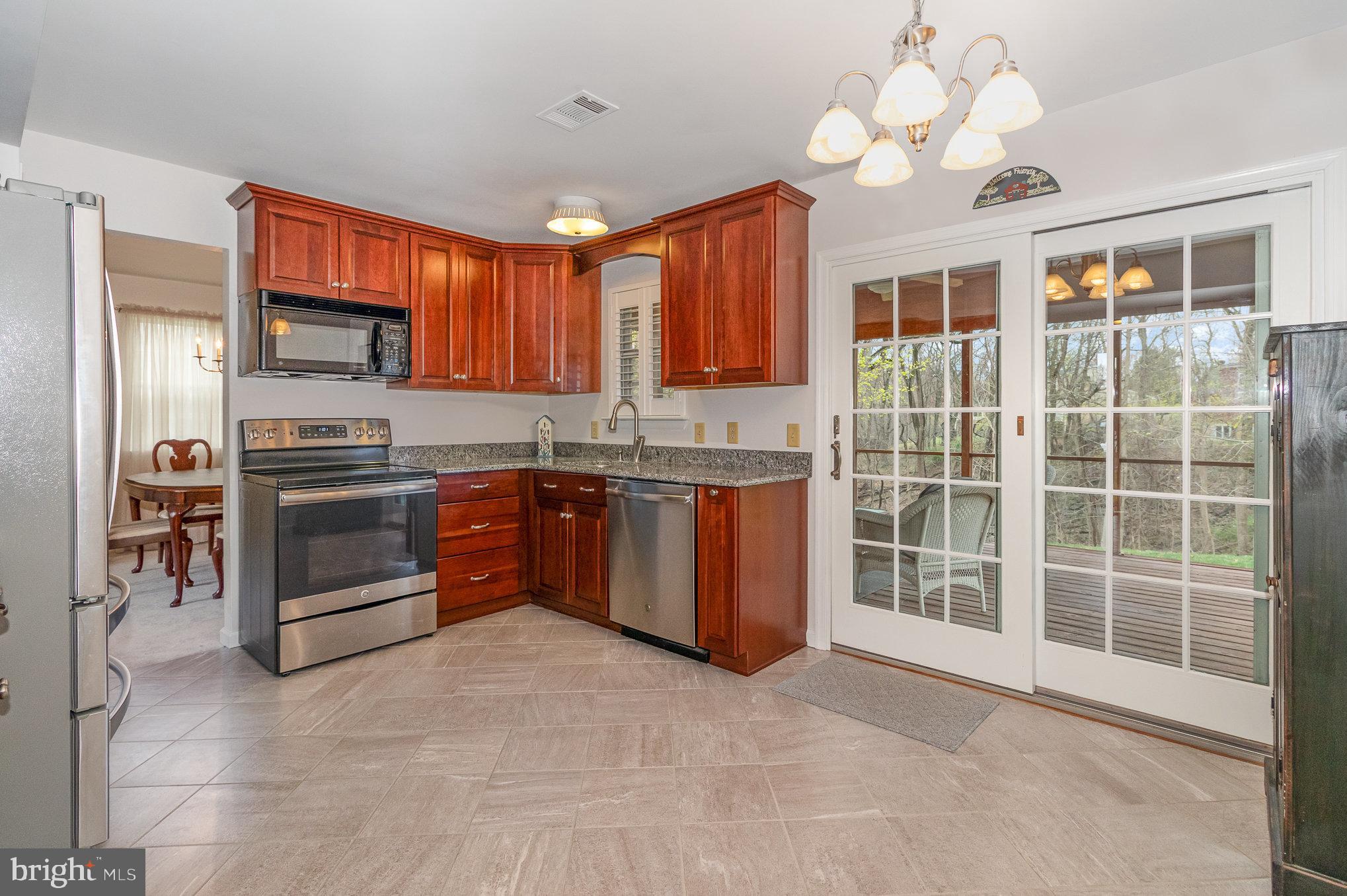 ROLLING RIDGE - Residential