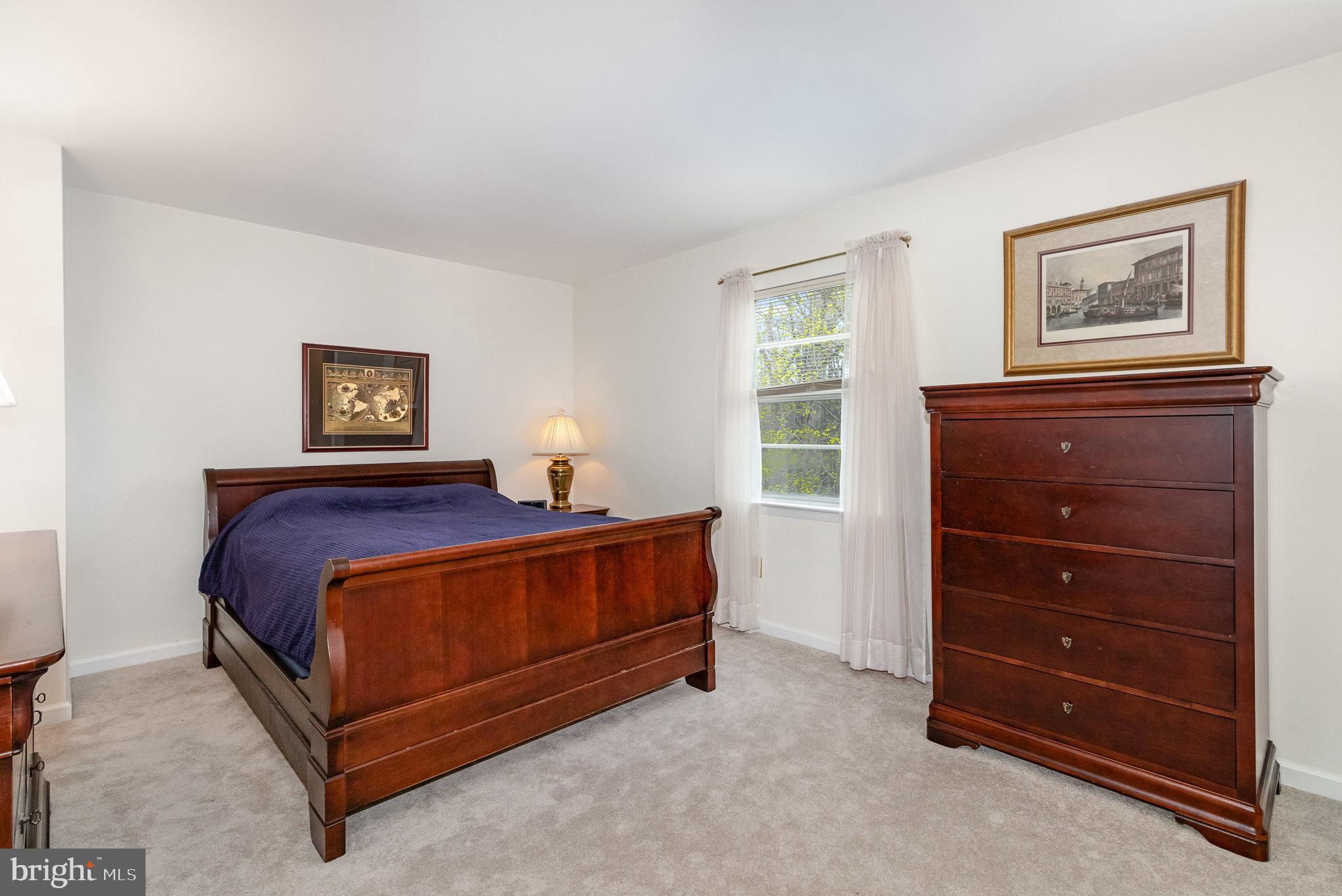 ROLLING RIDGE - Residential