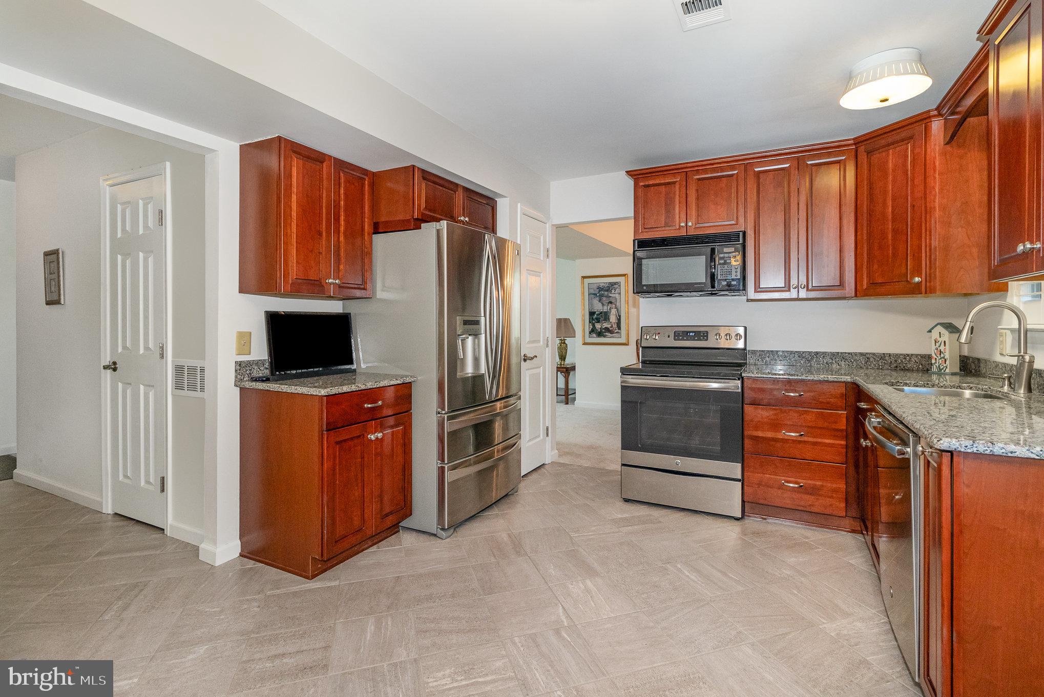 ROLLING RIDGE - Residential