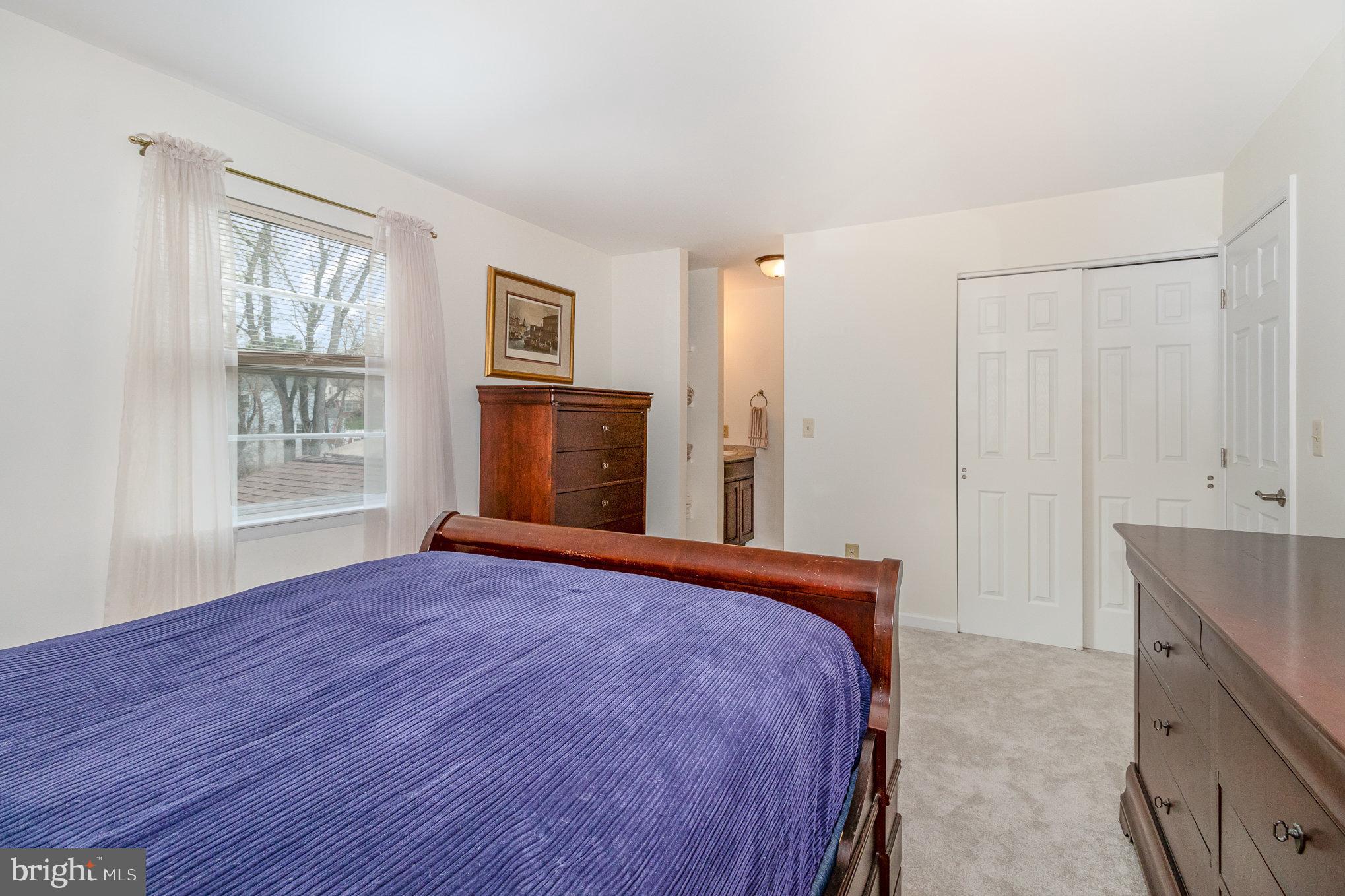 ROLLING RIDGE - Residential