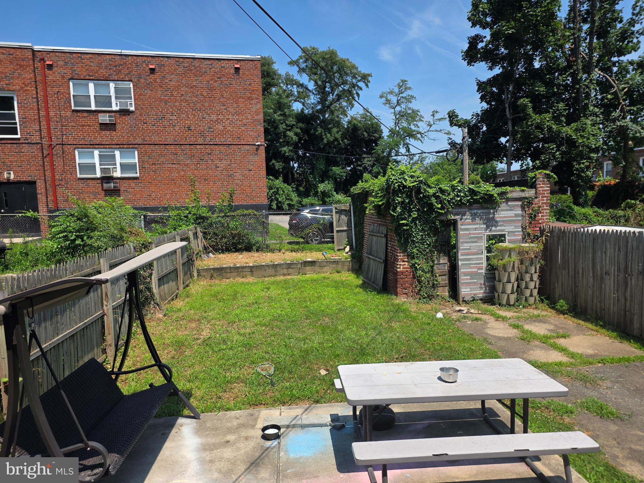 1319 W CHAMPLOST STREET 21
