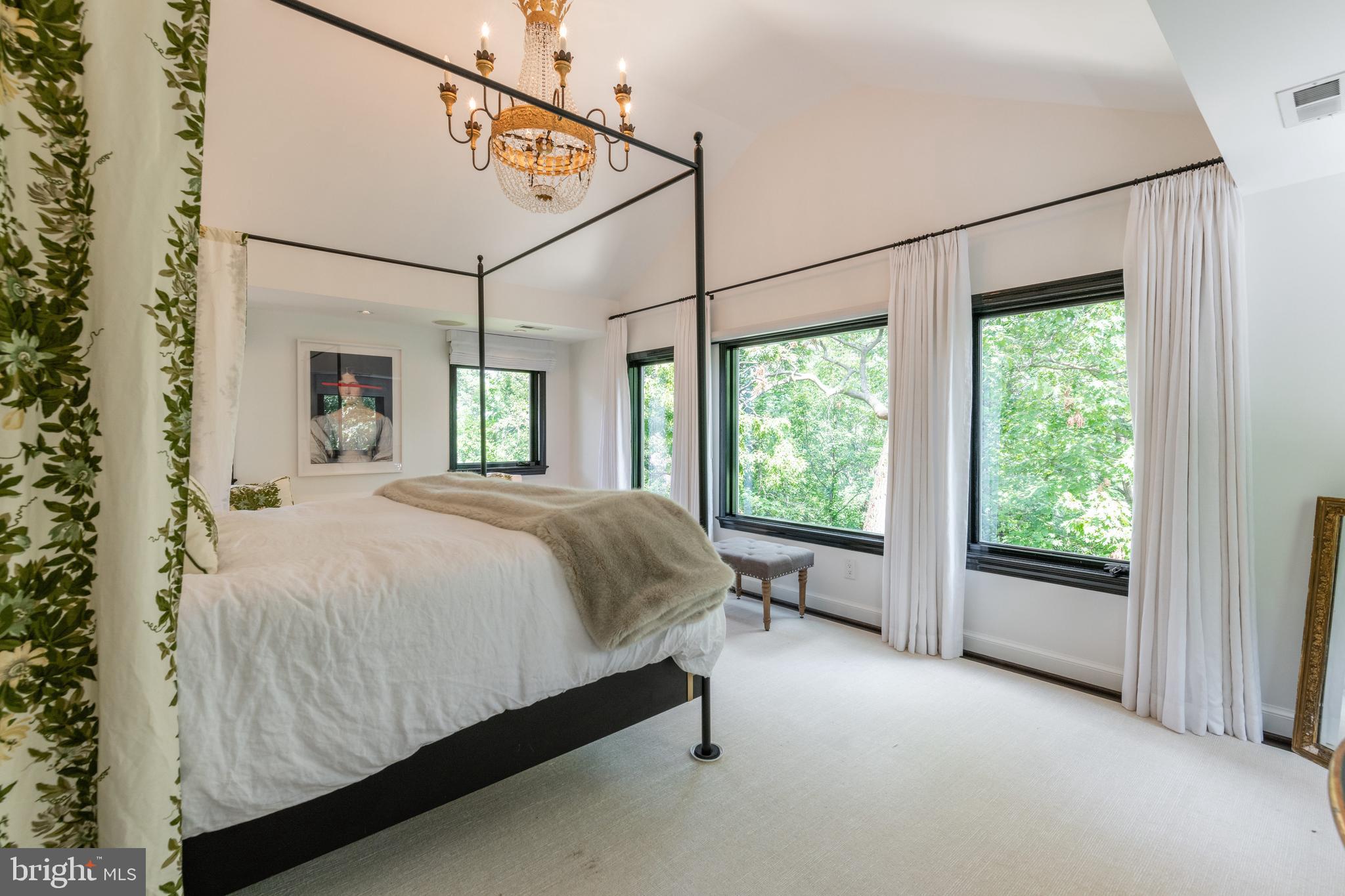 BEVERLEY HILLS - Residential