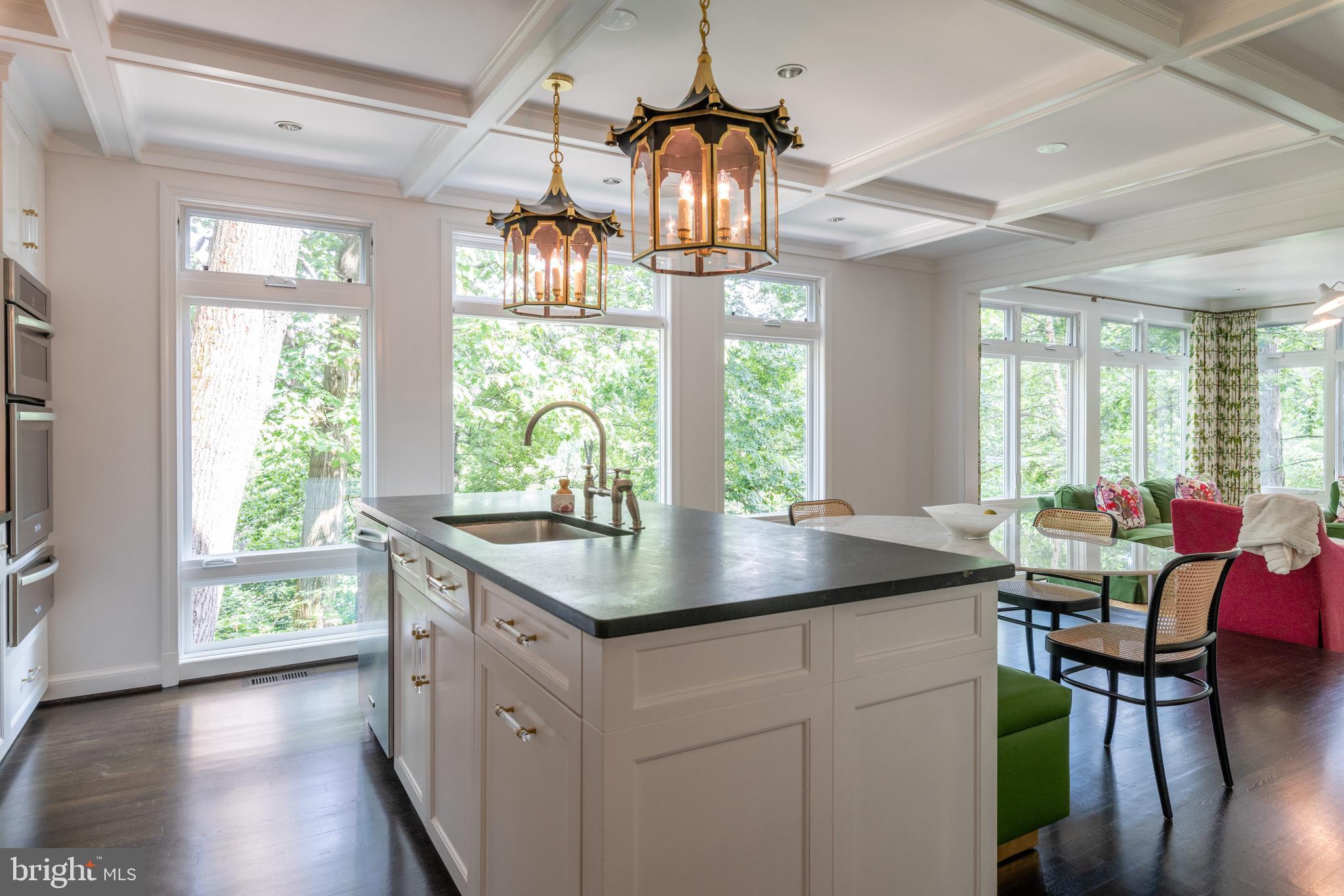 BEVERLEY HILLS - Residential