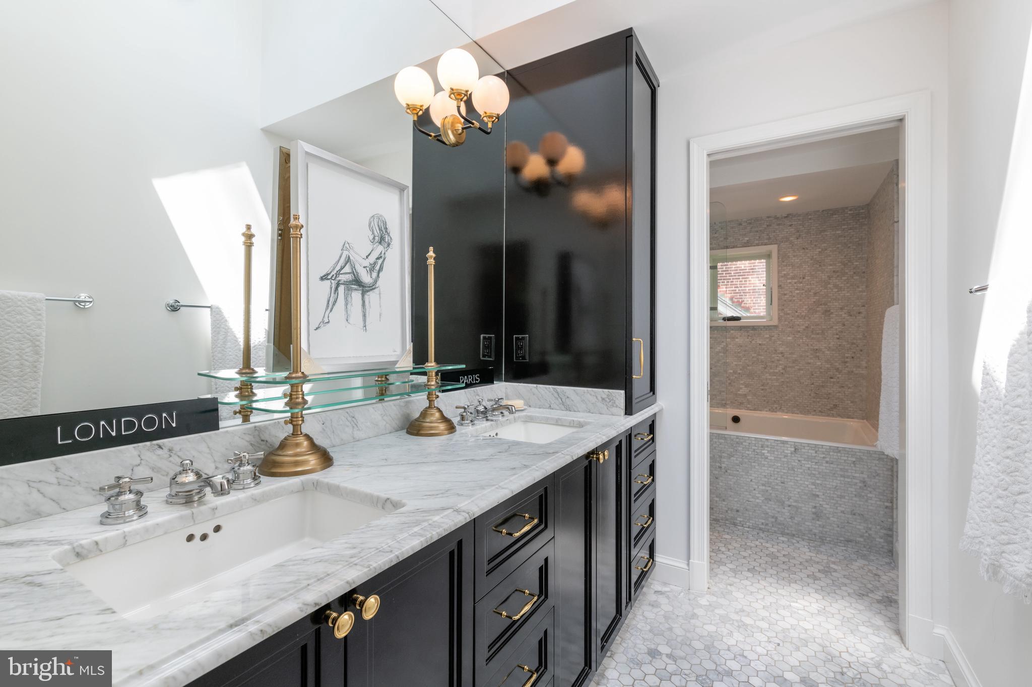 BEVERLEY HILLS - Residential