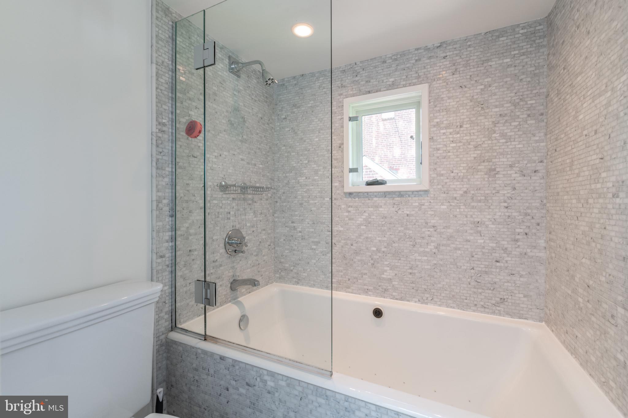 BEVERLEY HILLS - Residential