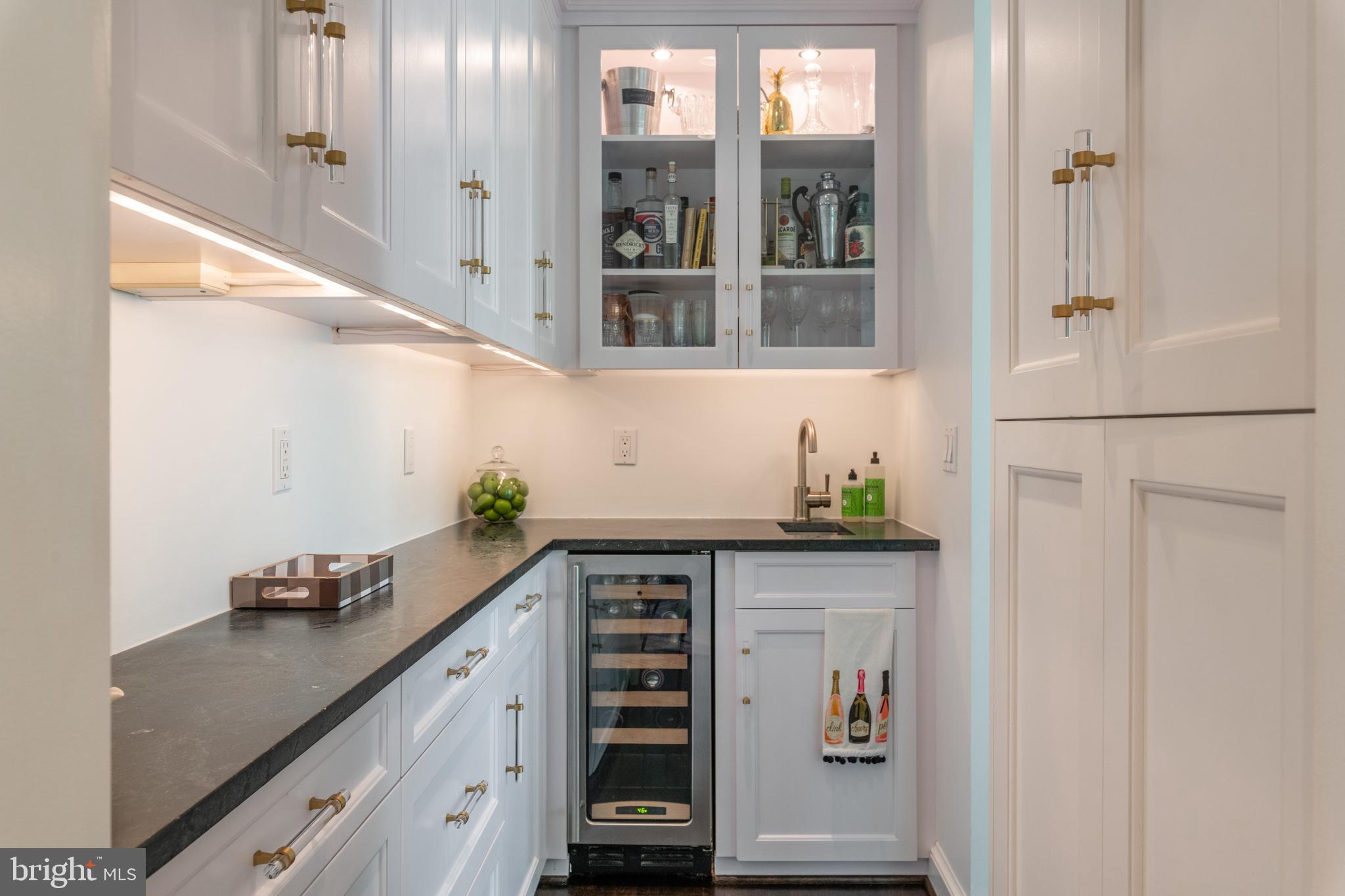 BEVERLEY HILLS - Residential