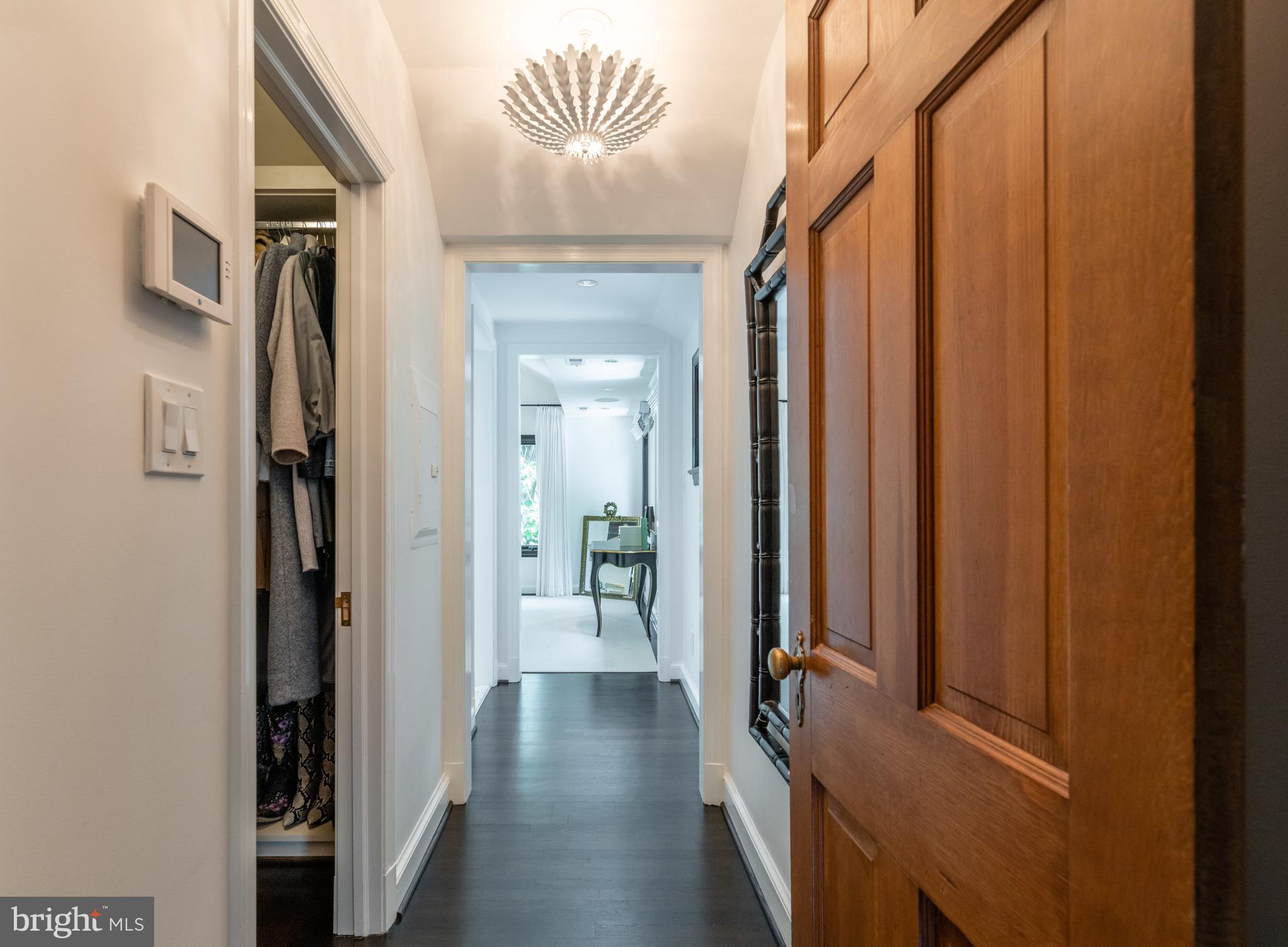 BEVERLEY HILLS - Residential