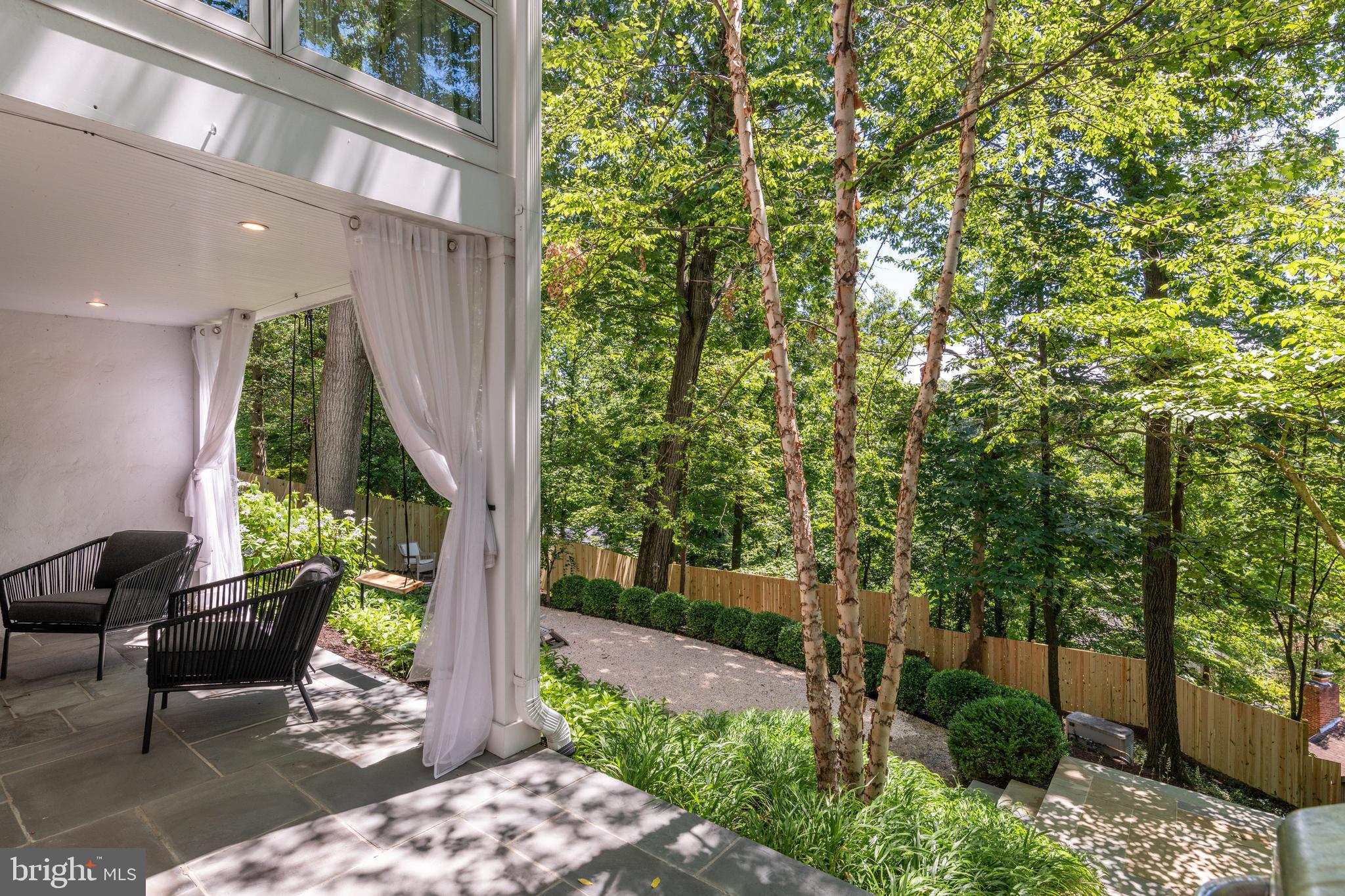 BEVERLEY HILLS - Residential