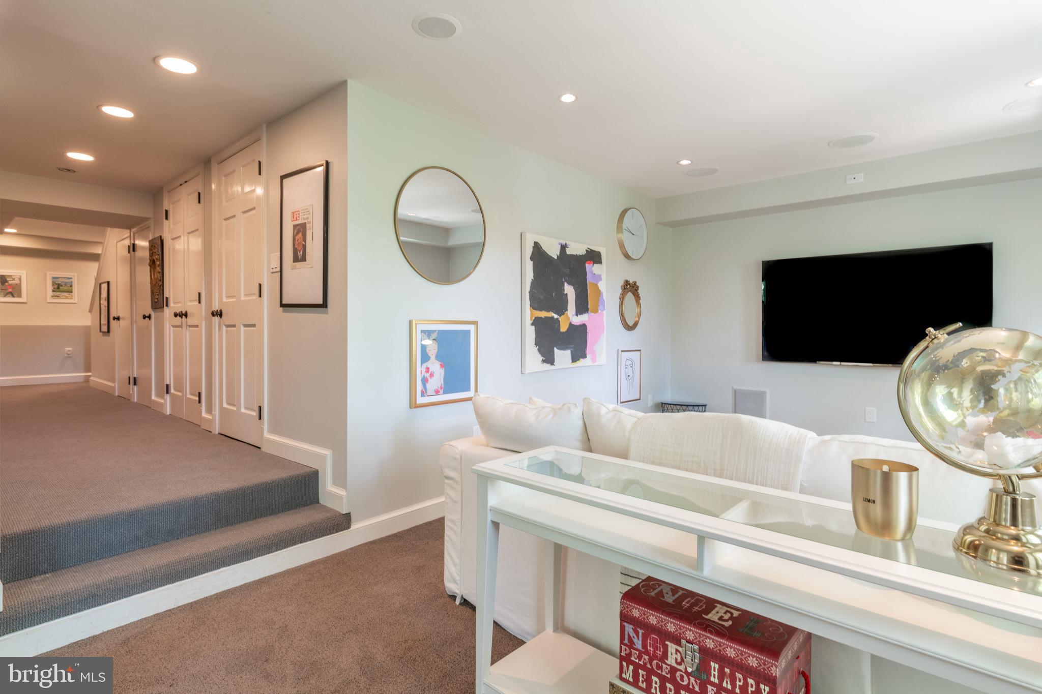 BEVERLEY HILLS - Residential