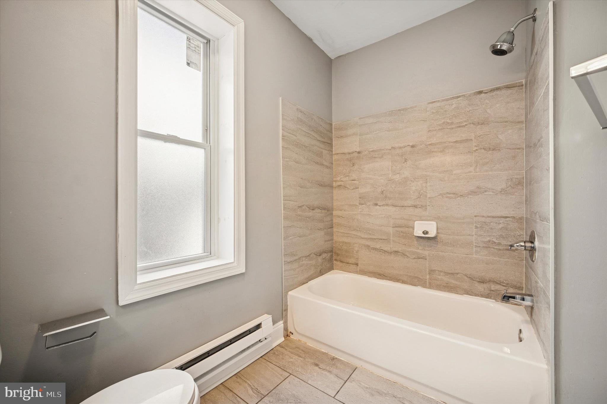 STRAWBERRY MANSION - Residential