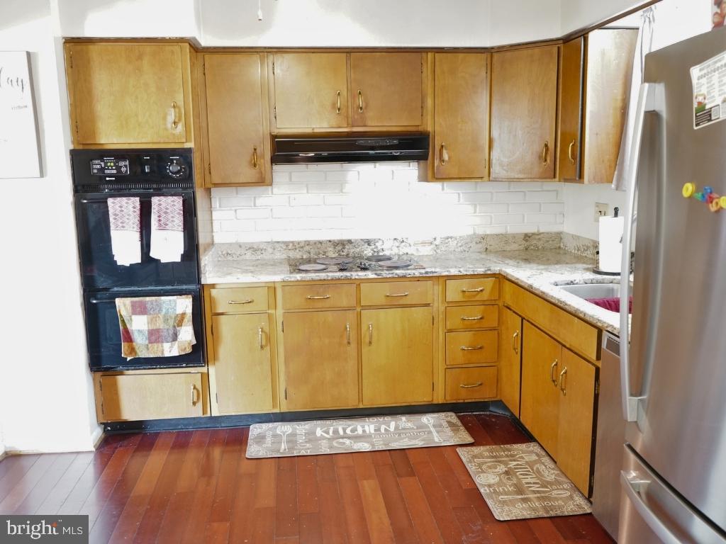 PYLES & WELCHES - Residential