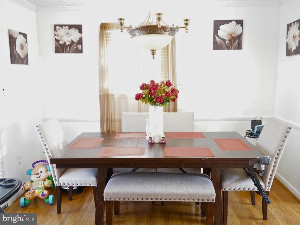 PYLES & WELCHES - Residential