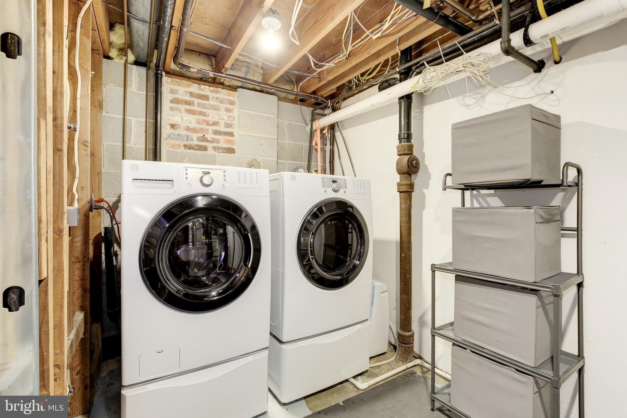 AYRHILL ESTATES - Residential