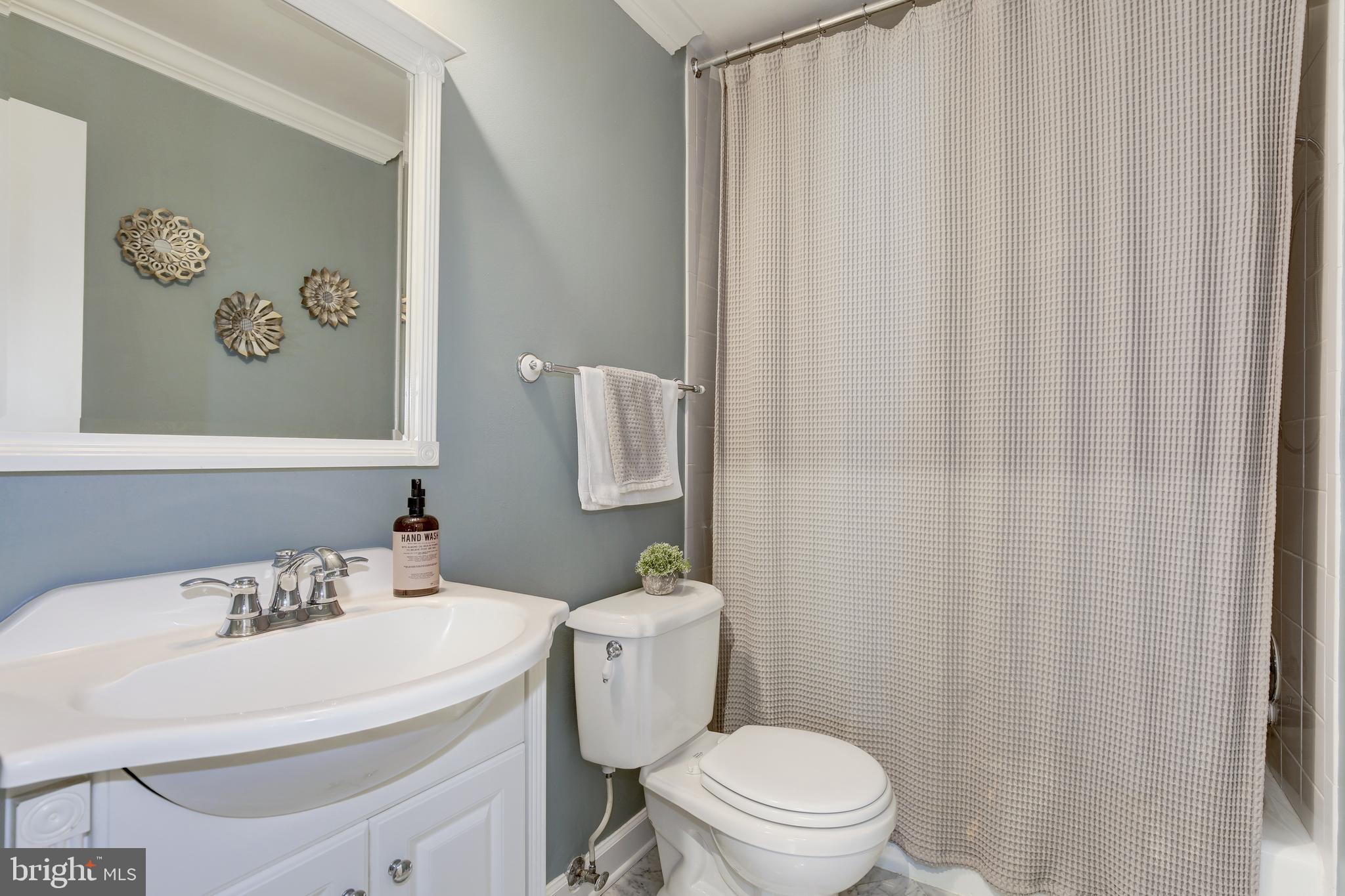 AYRHILL ESTATES - Residential