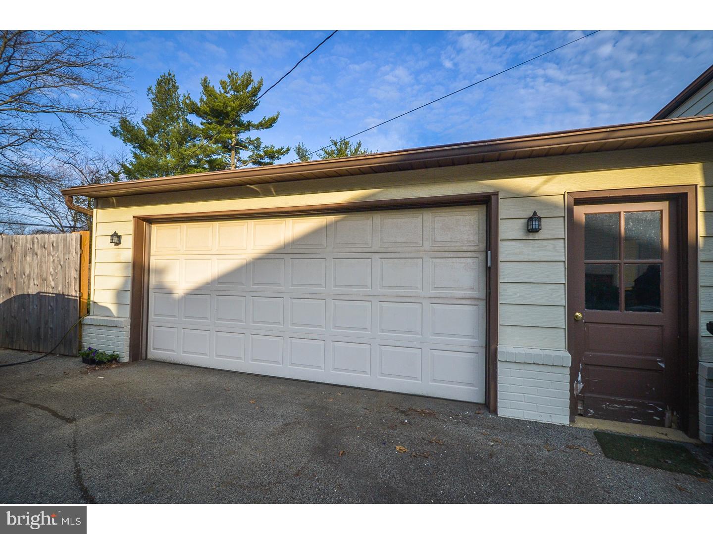 LAFAYETTE HILL - Residential