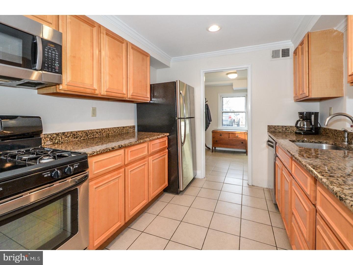 LAFAYETTE HILL - Residential