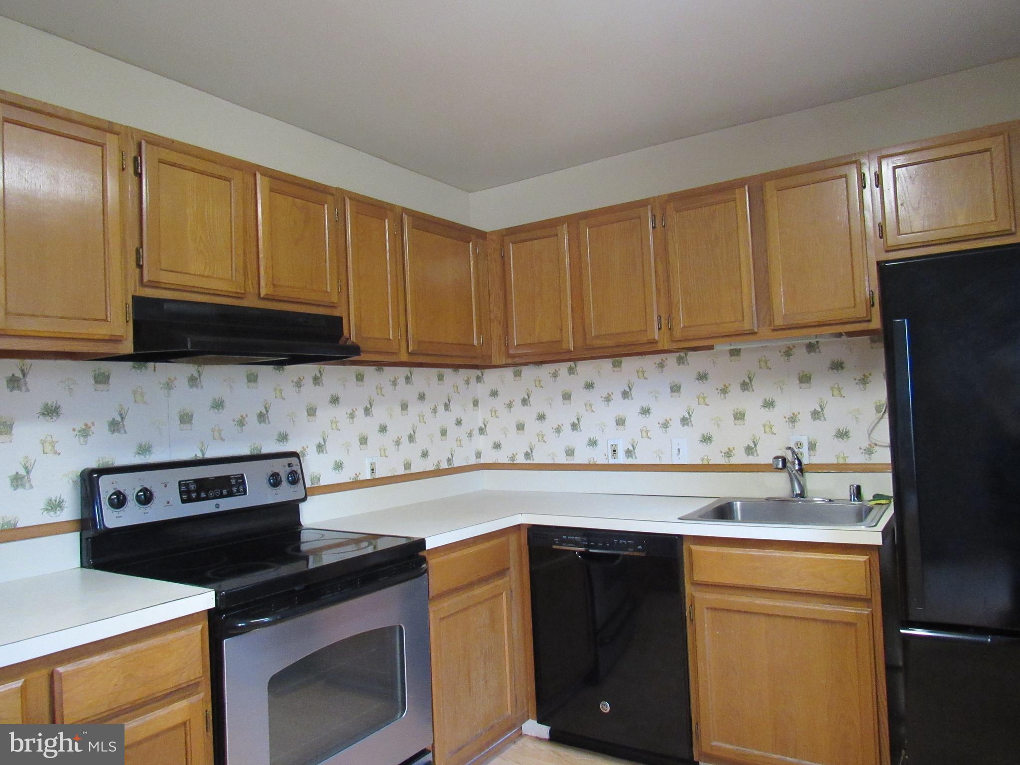 FERNDALE GARDENS CONDO - Residential