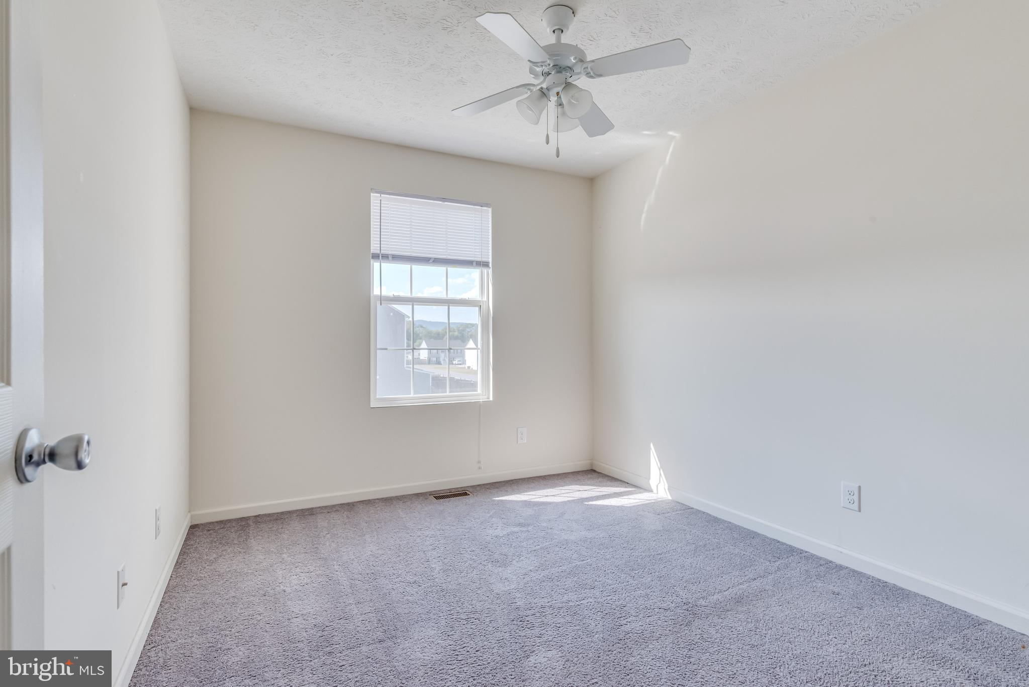 INWOOD VILLAGE - Residential