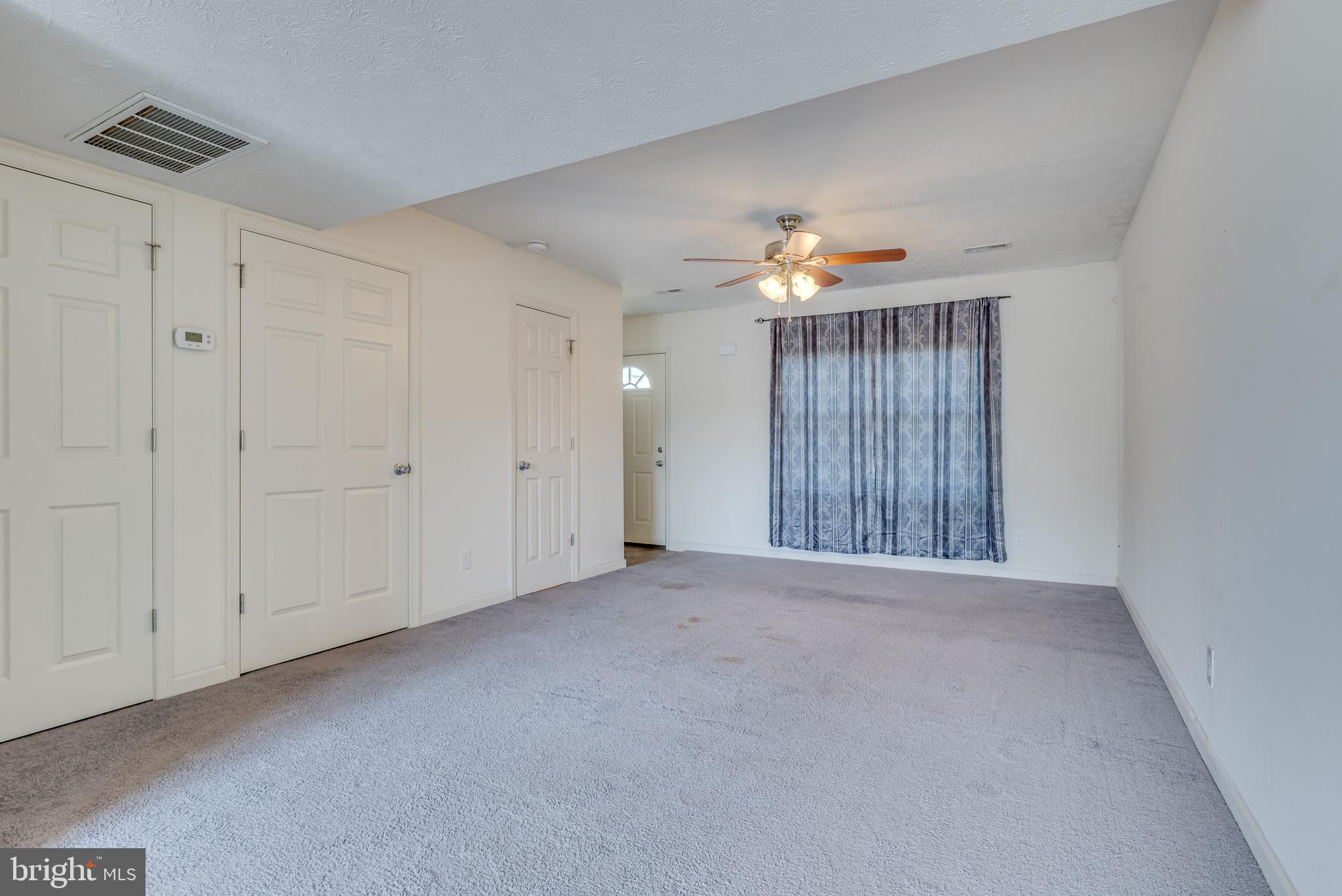 INWOOD VILLAGE - Residential