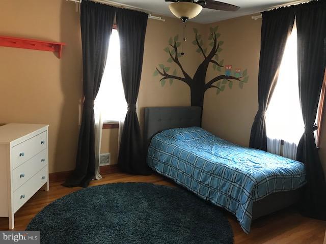 PARKVILLE - Residential