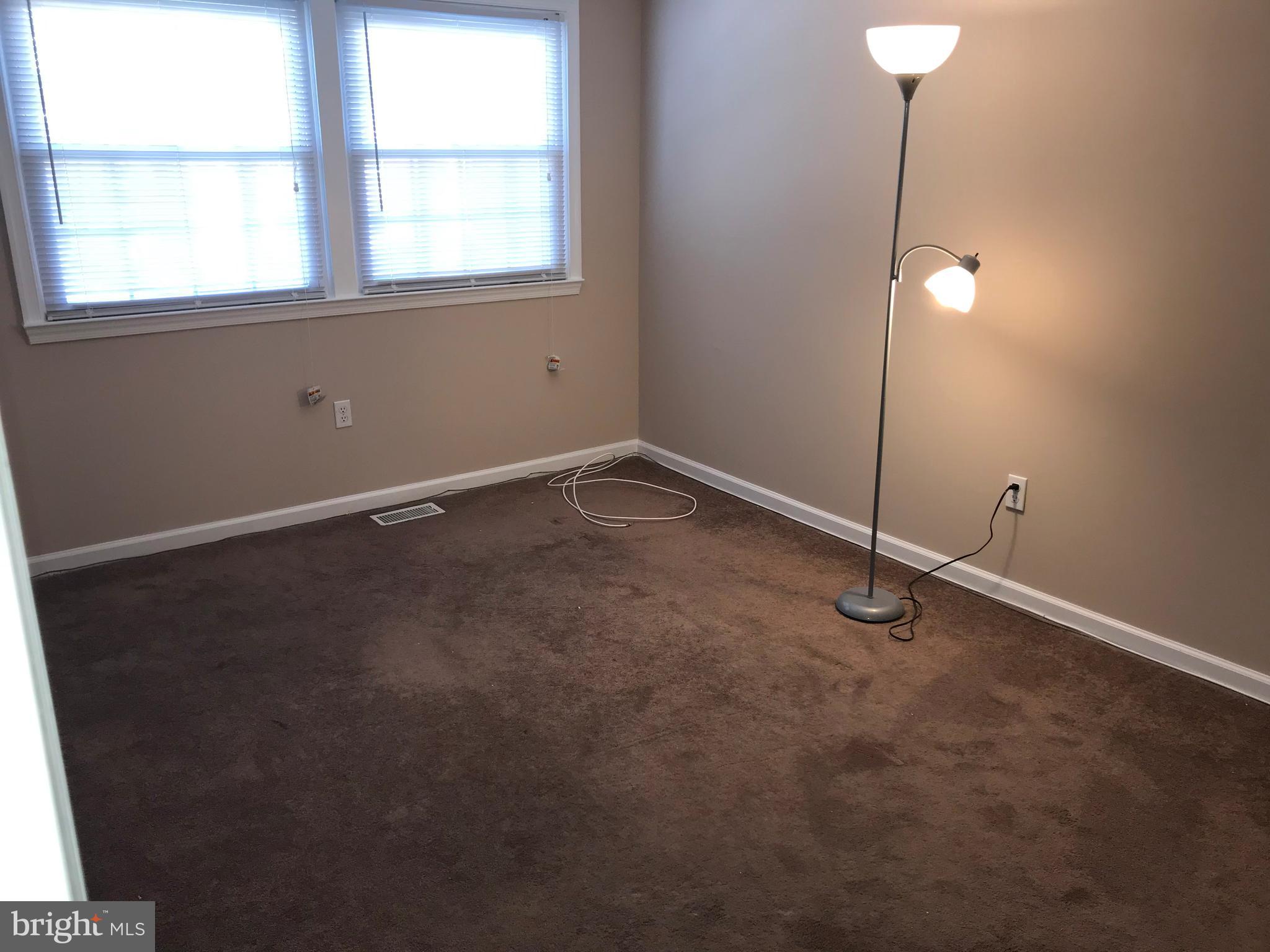 HARPERS CHOICE - Residential Lease