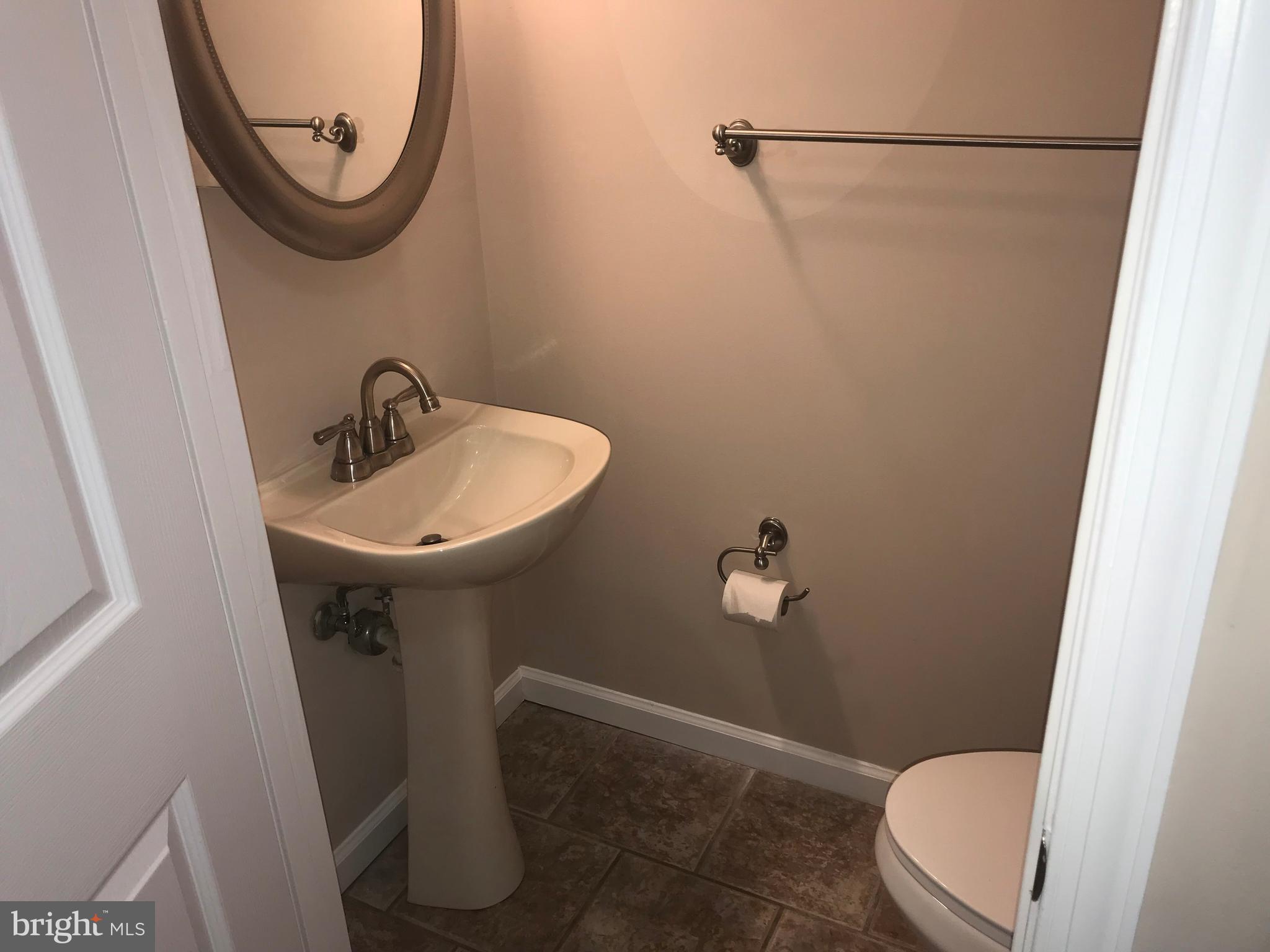 HARPERS CHOICE - Residential Lease