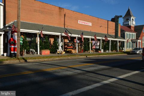 5307 MAIN STREET STEPHENS CITY VA 22655