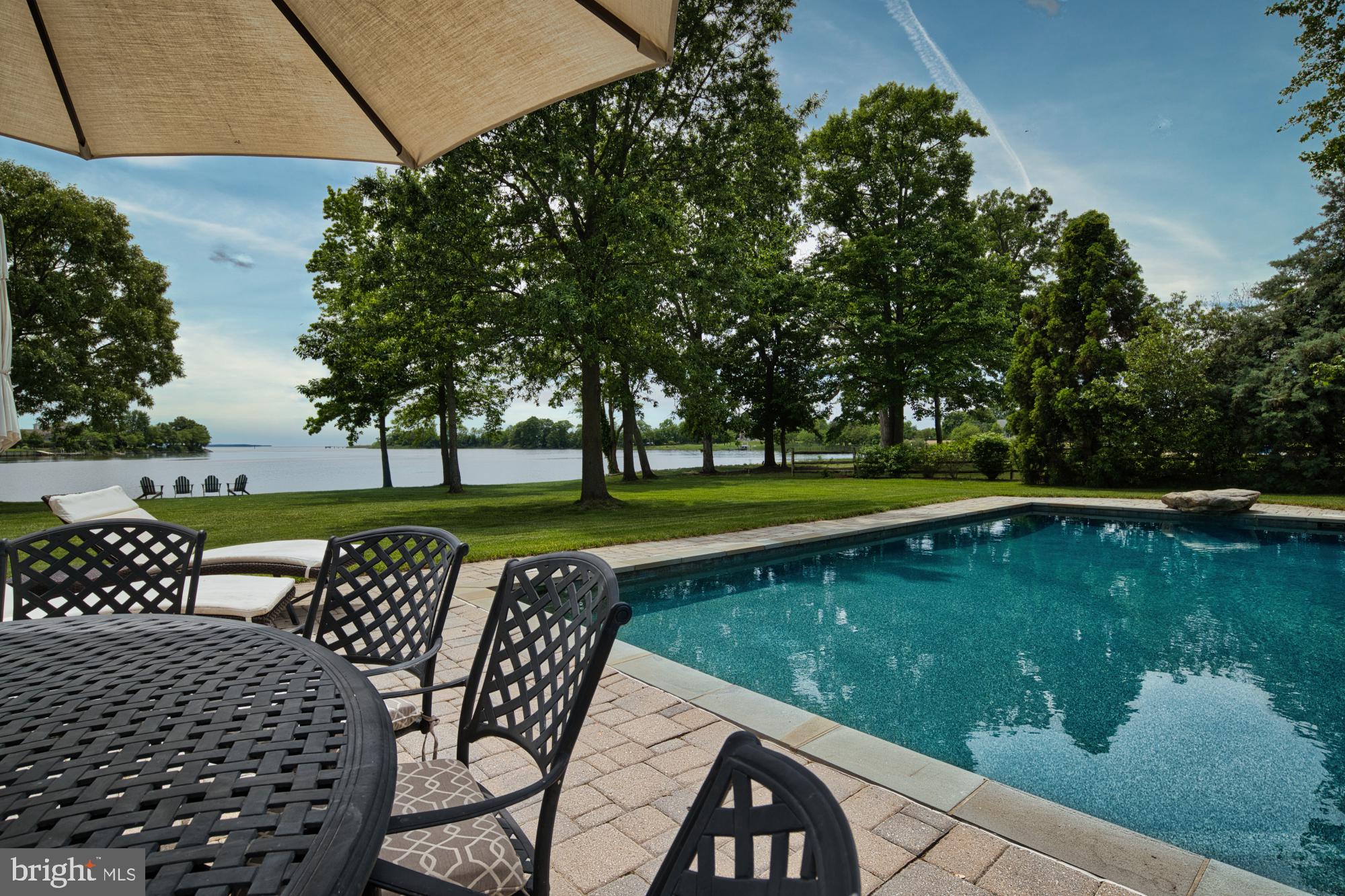 137 TANNERS POINT DRIVE