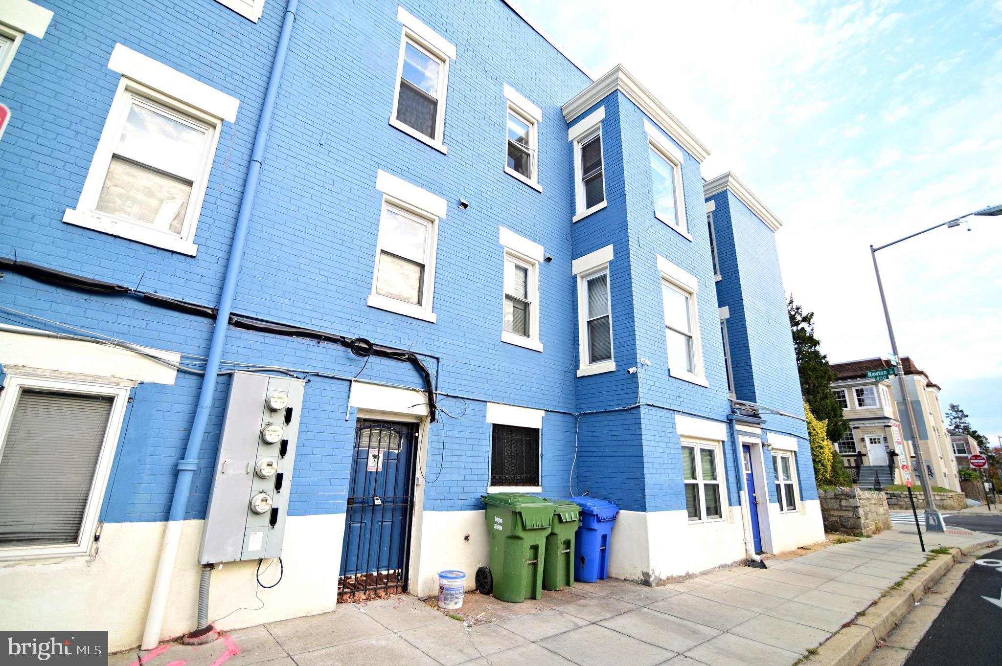 453 NEWTON PLACE NW