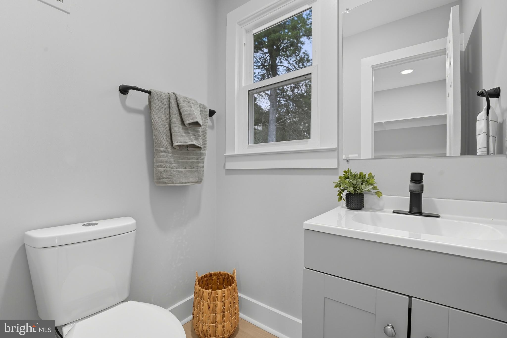 FAIRVIEW ACRES - Residential