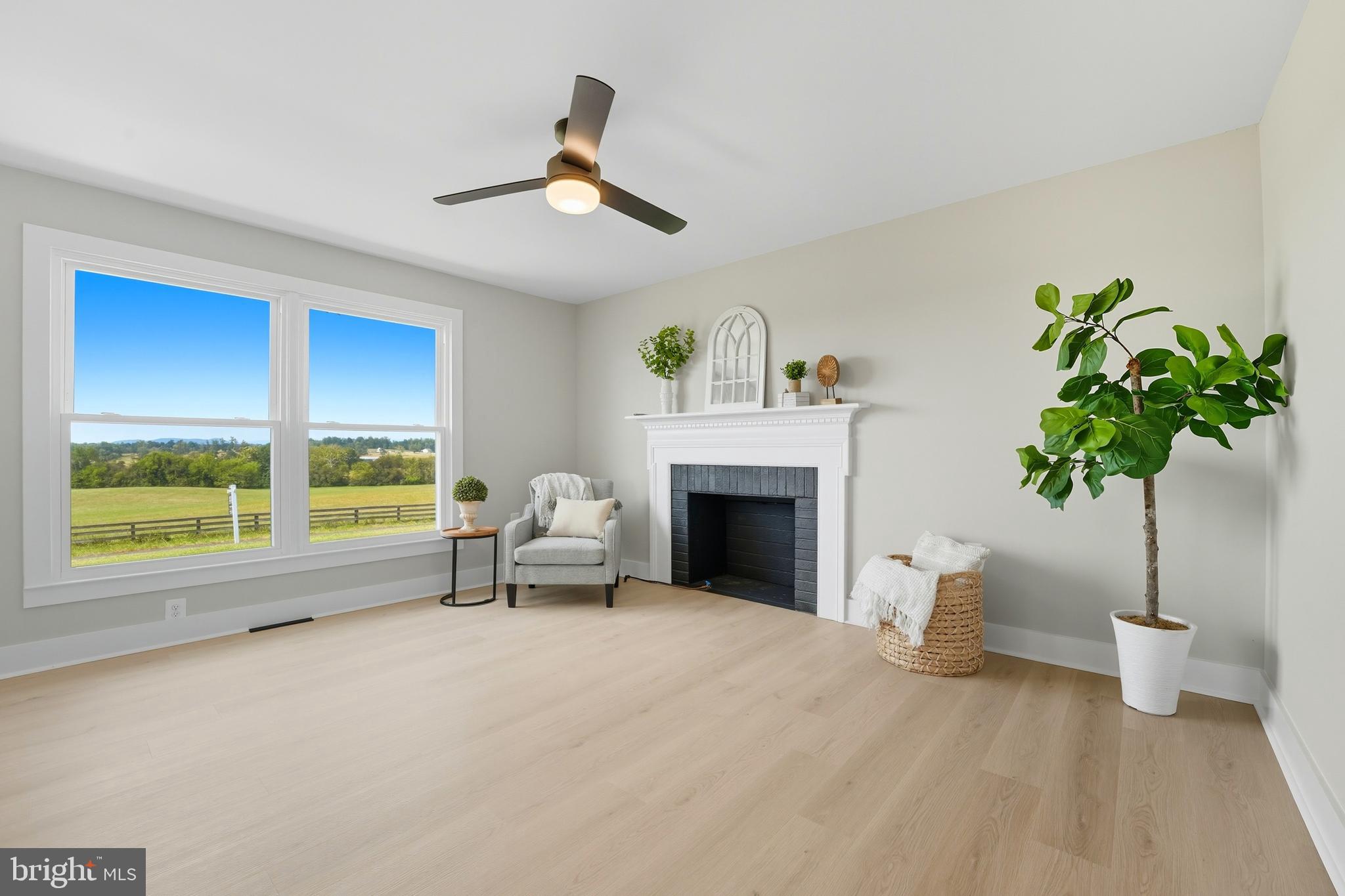 FAIRVIEW ACRES - Residential