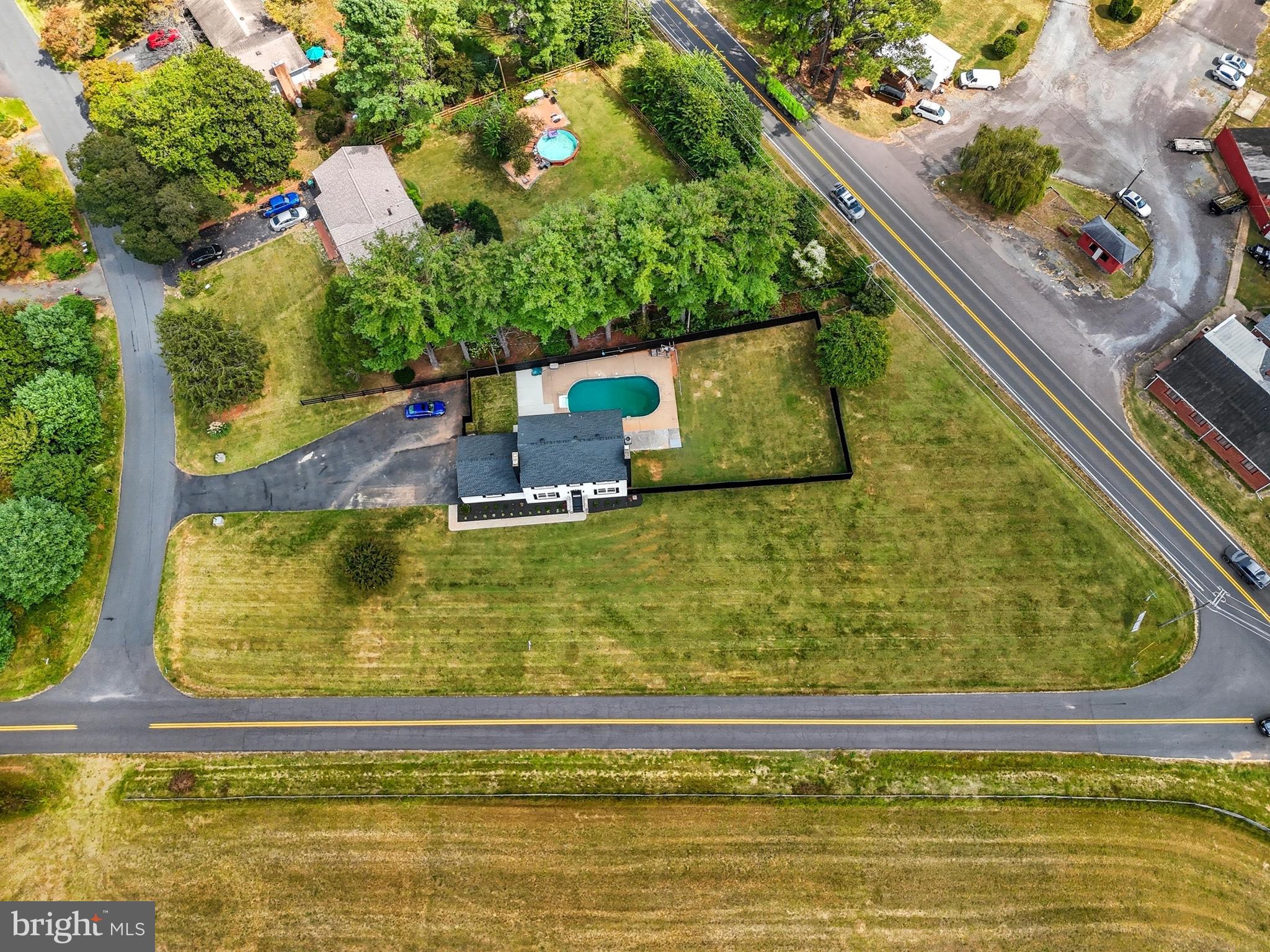 FAIRVIEW ACRES - Residential