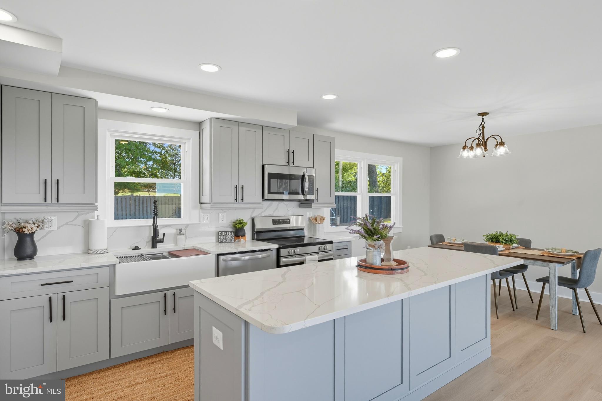 FAIRVIEW ACRES - Residential